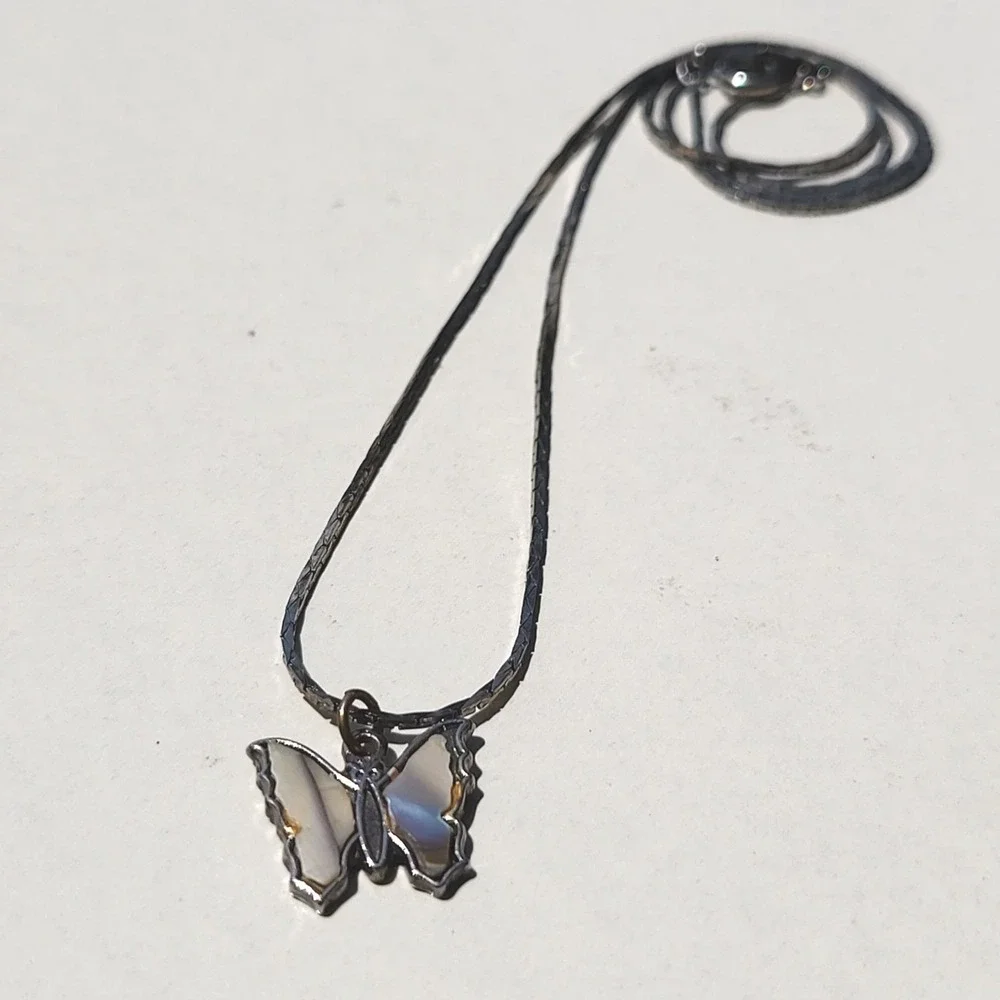Vintage Butterfly Pendant Necklace Liquid Sterling Silver Mother of Pearl Inlay - Picture 1 of 5